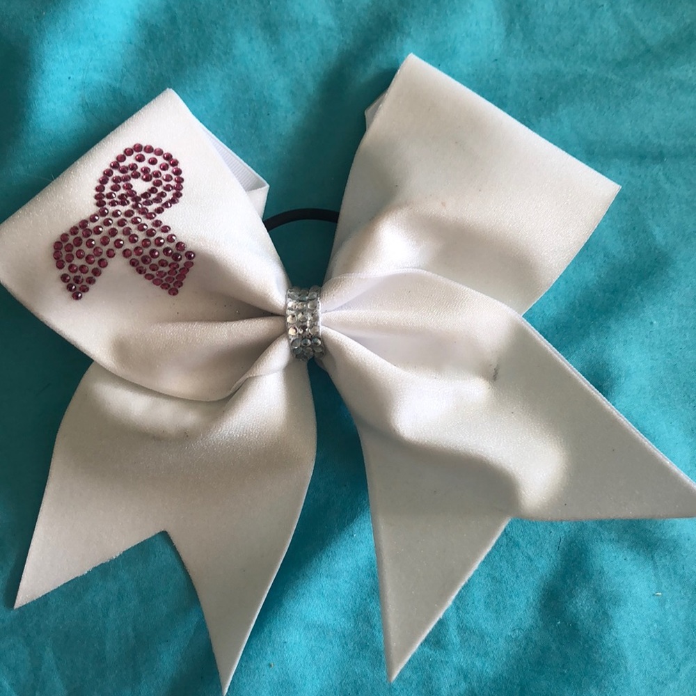 Cheer bow